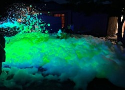 UV Glow Foam Party